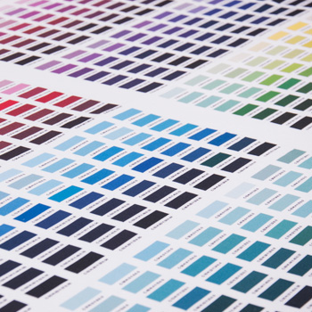 Nuancier de couleurs imprimé sur tissu