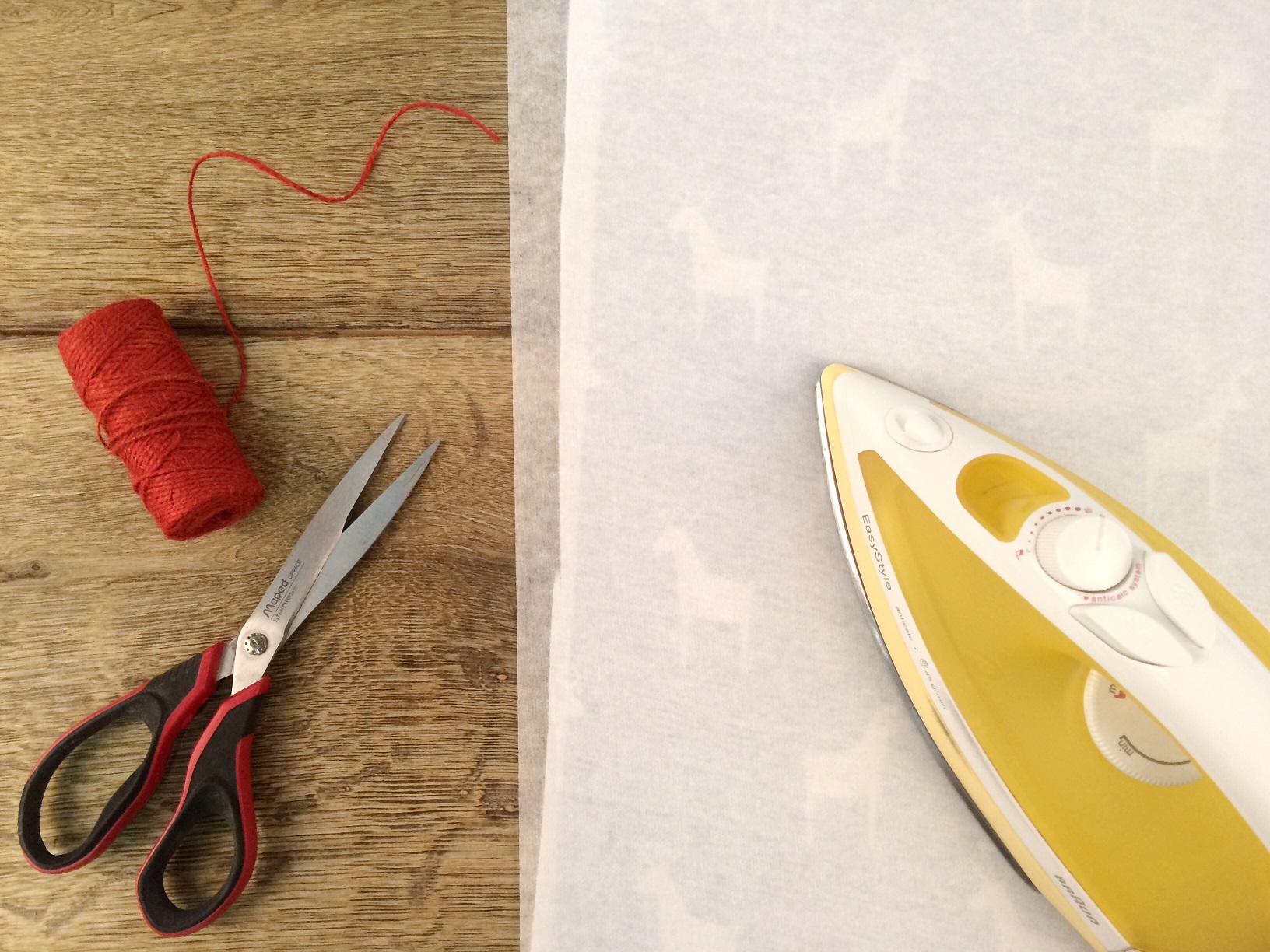 DIY Christmas garland made from fabric scraps