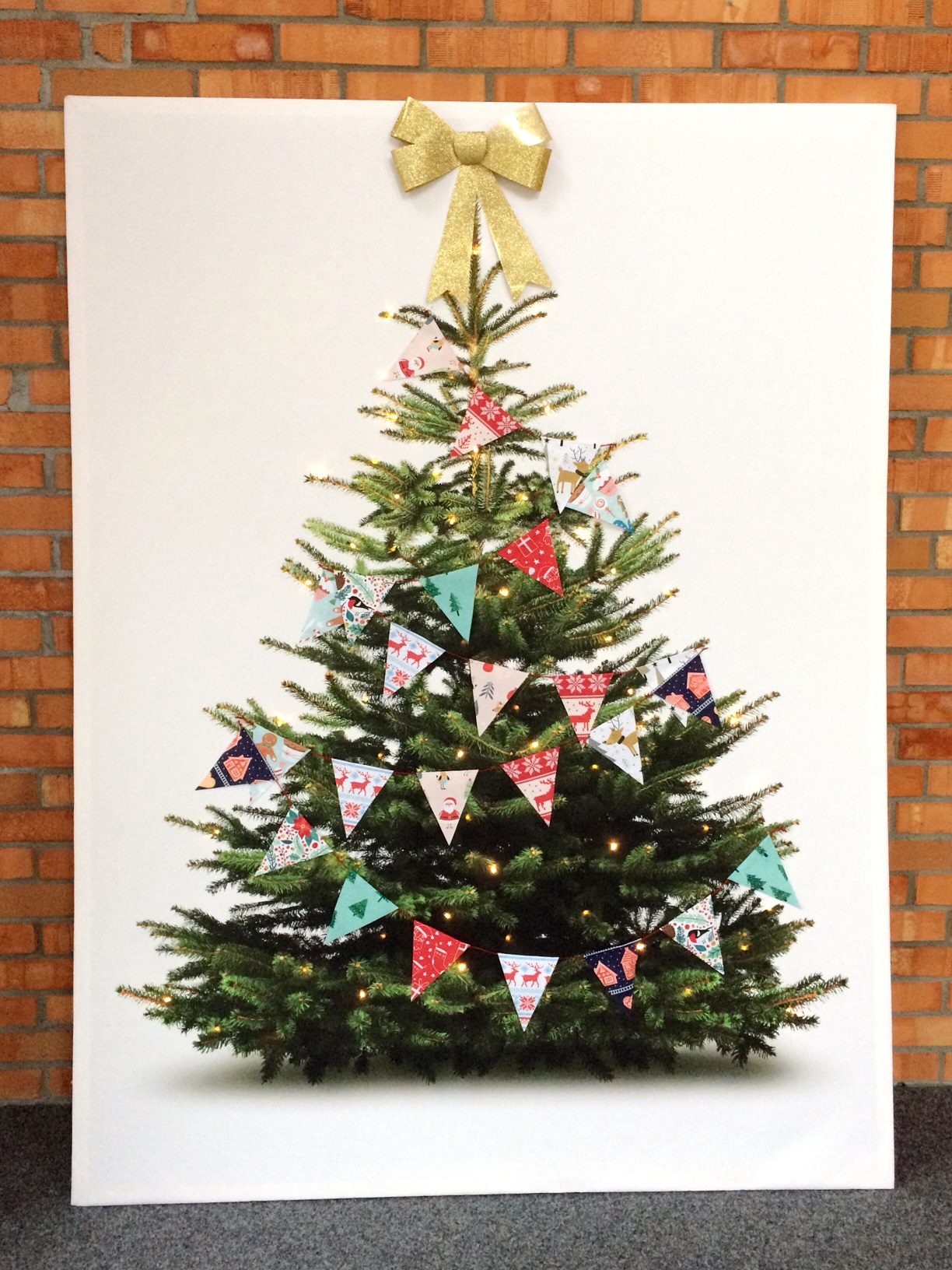 girlanda z resztek materiałów